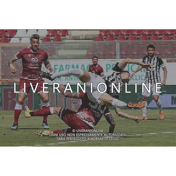 REGGINA - ASCOLI CAMPIONATO CALCIO SERIE B 04.05.2021 NELLA FOTO DANILO QUARANTA E ADRIANO MONTALTO ©PASQUALE GAREFFA / AGENZIA ALDO LIVERANI SAS