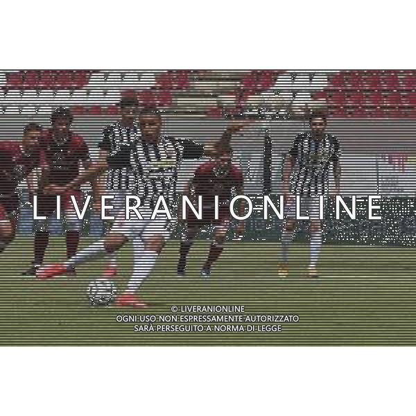 REGGINA - ASCOLI CAMPIONATO CALCIO SERIE B 04.05.2021 NELLA FOTO IL RIGORE DI ABDELHAMID SABIRI PARATO DAL PORTIERE ANDRADE NICOLAS ©PASQUALE GAREFFA / AGENZIA ALDO LIVERANI SAS