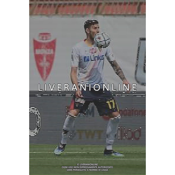 ¬© TVRG Kastriot Dermaku (Lecce) Monza vs Lecce Campionato Serie BKT - 36a giornata Monza 04-05-2021 U-Power Stadium foto Roberto Garavaglia/ag. Aldo Liverani sas / AGENZIA ALDO LIVERANI SAS