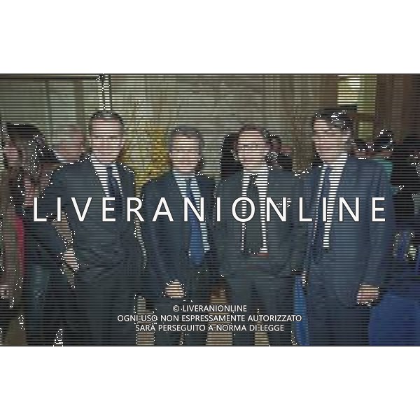 ENRICO MENTANA GIORNALISTA NELLA FOTO ALLA MOSTRA BENEFICA INTER A MILANO IL 23 MARZO 2000 CON CARLO ROSSELLA, DIEGO DELLA VALLE E MASSIMO MORATTI ©Archivio Giovanni Liverani / AGENZIA ALDO LIVERANI SAS