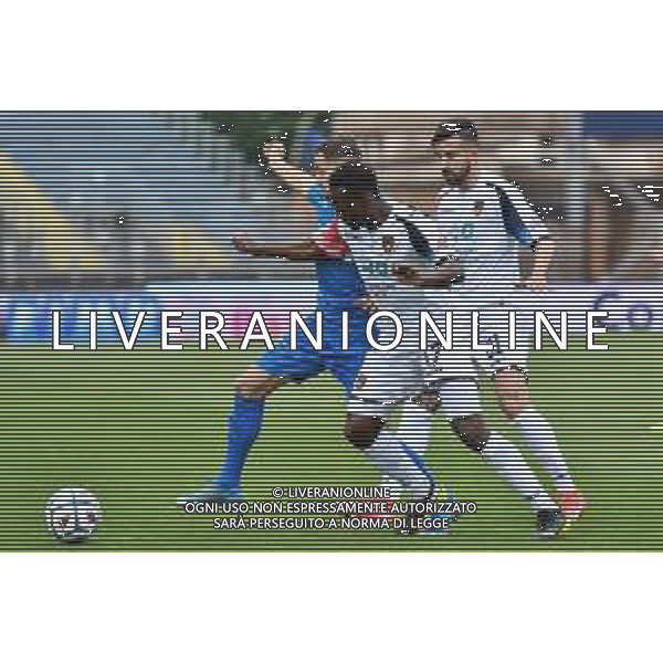 Guglielmii/LMedia - Empoli vs Cosenza - Campionato di Calcio Serie BKT 2020/2021 04 maggio 2021 - Stadio Carlo Castellani, Empoli, Italia Nella foto: Nedim Bajrami (Empoli) tra Abou-Malal Ba (Cosenza) e Luca Tremolada (Cosenza) @Guglielmii/LMedia AG ALDO LIVERANI SAS