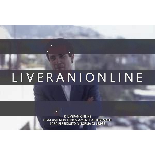 RETROSPETTIVA GIUSEPPE TORNATORE REGISTA NELLA FOTO GIUSEPPE TORNATORE AL FESTIVAL DI CANNES NELL\'ANNO 1989 FILM IN CONCORSO“ CINEMA PARADISO“ AG ALDO LIVERANI SAS