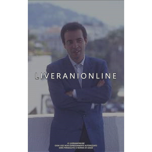 RETROSPETTIVA GIUSEPPE TORNATORE REGISTA NELLA FOTO GIUSEPPE TORNATORE AL FESTIVAL DI CANNES NELL\'ANNO 1989 FILM IN CONCORSO“ CINEMA PARADISO“ AG ALDO LIVERANI SAS