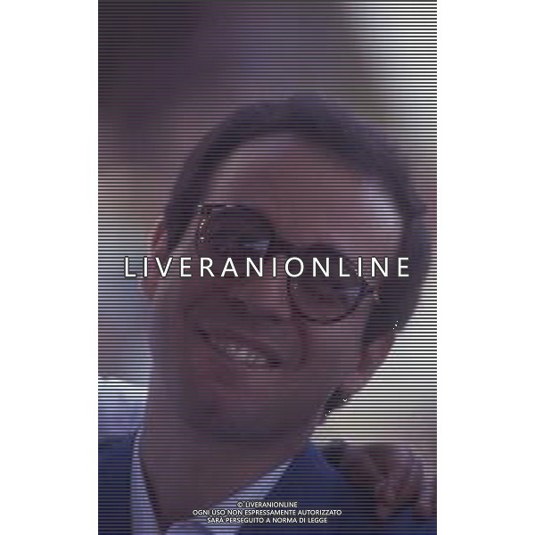 RETROSPETTIVA GIUSEPPE TORNATORE REGISTA NELLA FOTO GIUSEPPE TORNATORE AL FESTIVAL DI CANNES NELL\'ANNO 1989 FILM IN CONCORSO“ CINEMA PARADISO“ AG ALDO LIVERANI SAS