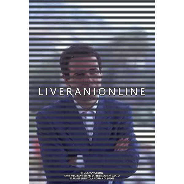 RETROSPETTIVA GIUSEPPE TORNATORE REGISTA NELLA FOTO GIUSEPPE TORNATORE AL FESTIVAL DI CANNES NELL\'ANNO 1989 FILM IN CONCORSO“ CINEMA PARADISO“ AG ALDO LIVERANI SAS