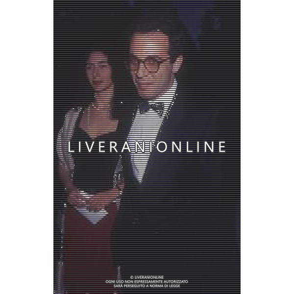 RETROSPETTIVA GIUSEPPE TORNATORE REGISTA NELLA FOTO GIUSEPPE TORNATORE CON ANTONELLA ATTILI AL FESTIVAL DI CANNES NELL\'ANNO 1989 FILM IN CONCORSO“ CINEMA PARADISO“ AG ALDO LIVERANI SAS