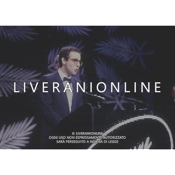 RETROSPETTIVA GIUSEPPE TORNATORE REGISTA NELLA FOTO GIUSEPPE TORNATORE AL FESTIVAL DI CANNES NELL\'ANNO 1989 FILM IN CONCORSO“ CINEMA PARADISO“ AG ALDO LIVERANI SAS