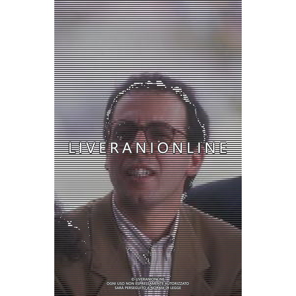 RETROSPETTIVA GIUSEPPE TORNATORE REGISTA NELLA FOTO GIUSEPPE TORNATORE AL FESTIVAL DI CANNES NELL\'ANNO 1989 FILM IN CONCORSO“ CINEMA PARADISO“ AG ALDO LIVERANI SAS