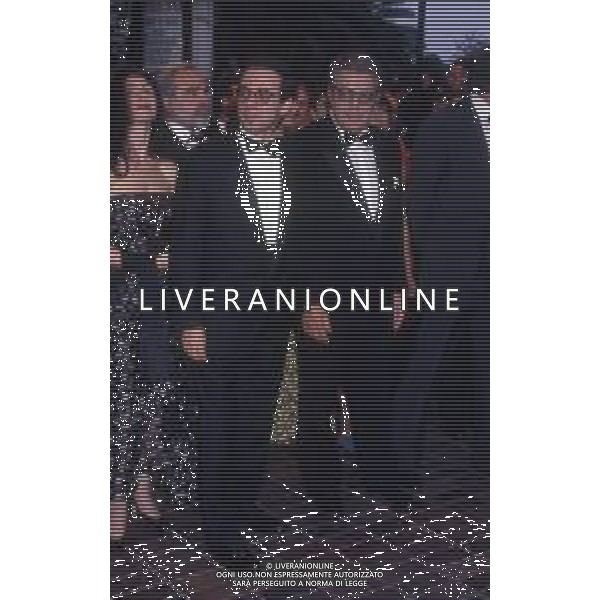RETROSPETTIVA GIUSEPPE TORNATORE REGISTA NELLA FOTO GIUSEPPE TORNATORE CON MARCELLO MASTROIANNI AL FESTIVAL DI CANNES NELL\'ANNO 1989 FILM IN CONCORSO“ CINEMA PARADISO“ AG ALDO LIVERANI SAS