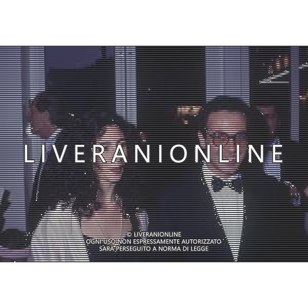 RETROSPETTIVA GIUSEPPE TORNATORE REGISTA NELLA FOTO GIUSEPPE TORNATORE CON ANTONELLA ATTILI AL FESTIVAL DI CANNES NELL\'ANNO 1989 FILM IN CONCORSO“ CINEMA PARADISO“ AG ALDO LIVERANI SAS