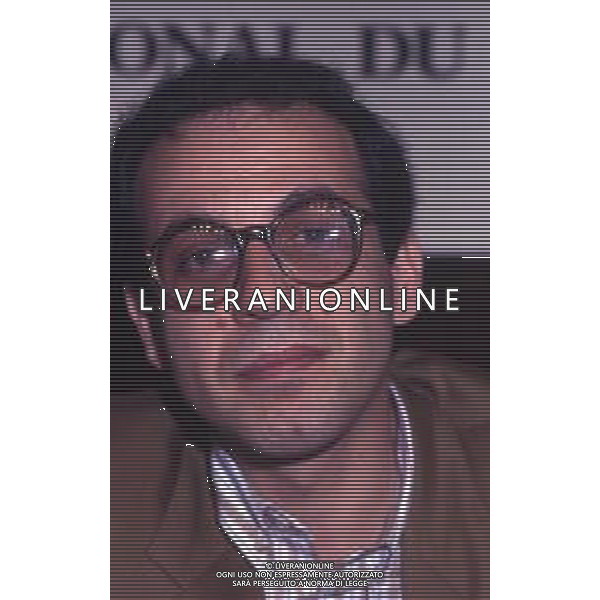 RETROSPETTIVA GIUSEPPE TORNATORE REGISTA NELLA FOTO GIUSEPPE TORNATORE AL FESTIVAL DI CANNES NELL\'ANNO 1989 FILM IN CONCORSO“ CINEMA PARADISO“ AG ALDO LIVERANI SAS