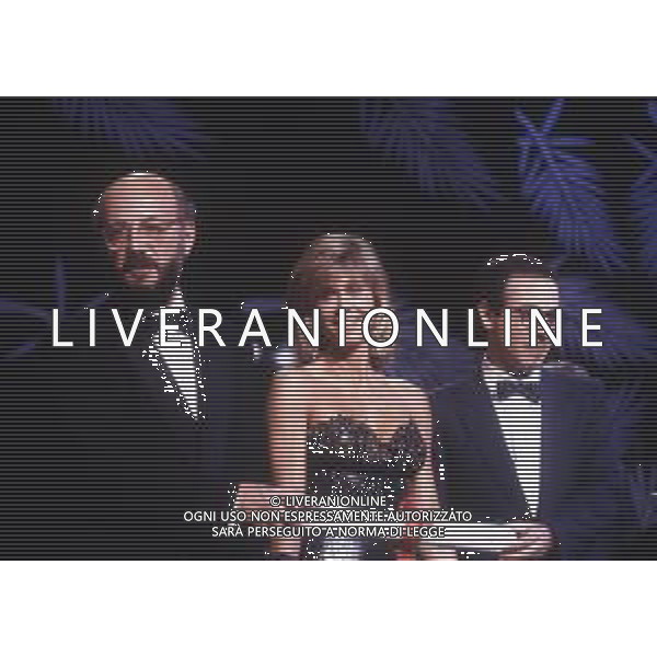 RETROSPETTIVA GIUSEPPE TORNATORE REGISTA NELLA FOTO GIUSEPPE TORNATORE CON JANE FONDA E BERTRAND BILIER AL FESTIVAL DI CANNES NELL\'ANNO 1989 FILM IN CONCORSO“ CINEMA PARADISO“ AG ALDO LIVERANI SAS
