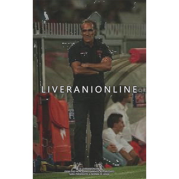 RETROSPETTIVA ANTONELLO CUCCUREDDU ALLENATORE CROTONE CALCIO NELLA FOTO ANTONELLO CUCCUREDDU ALLENATORE CROTONE CALCIO NELL\'ANNO 2000-2001 AG ALDO LIVERANI SAS