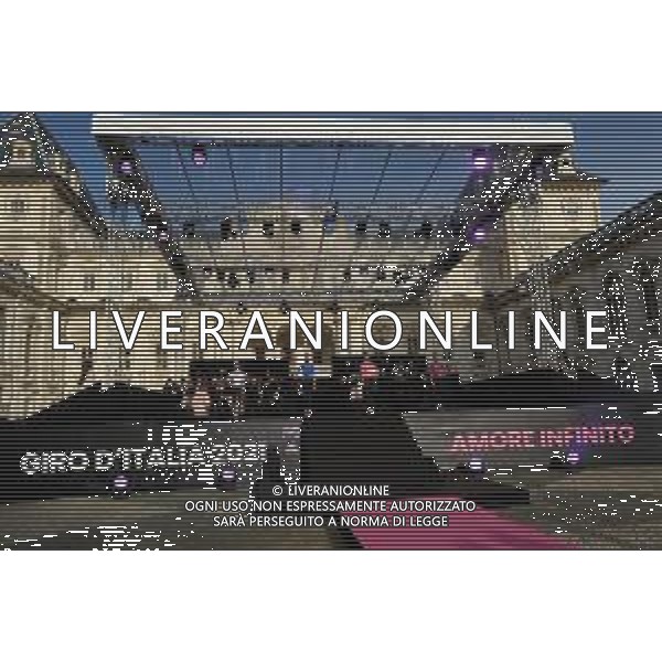 06-05-2021 Presentazione Squadre Giro D\'italia 2021; Torino - Castello Del Valentino; ©SIROTTI / AGENZIA ALDO LIVERANI SAS