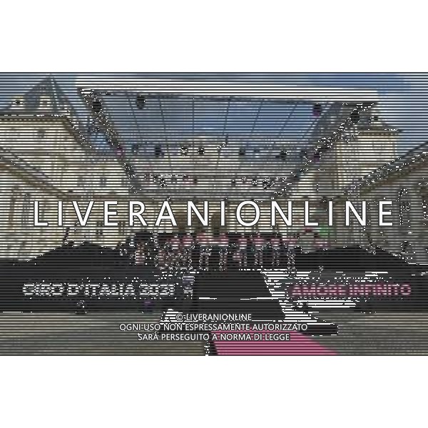 06-05-2021 Presentazione Squadre Giro D\'italia 2021; 2021, Androni Giocattoli - Sidermec; Torino - Castello Del Valentino; ©SIROTTI / AGENZIA ALDO LIVERANI SAS
