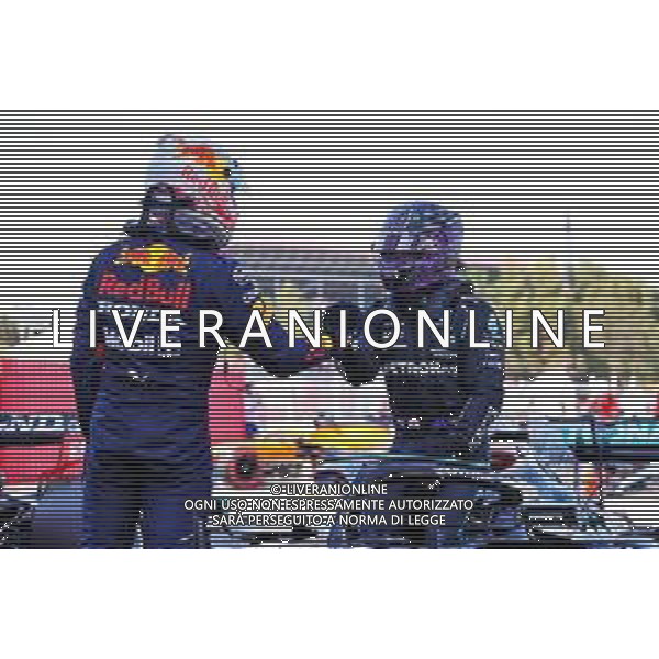 Lewis Hamilton (GBR) Mercedes AMG F1 W12 celebrates his 100th pole position in qualifying parc ferme with second placed Max Verstappen (NLD) Red Bull Racing. 08.05.2021. Formula 1 World Championship, Rd 4, Spanish Grand Prix, Barcelona, Spain, Qualifying Day. - www.xpbimages.com, EMail: requests@xpbimages.com © Copyright: Batchelor / XPB Images / AGENZIA ALDO LIVERANI SAS - ITALY ONBLY EDITORIAL USE ONLY