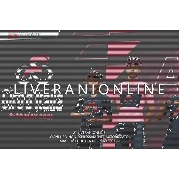 09-05-2021 Giro D\'italia; Tappa 02 Stupinigi - Novara; 2021, Ineos Grenadiers; Ganna, Filippo; Bernal Gomez, Arley; Stupinigi; ©SIROTTI / AGENZIA ALDO LIVERANI SAS
