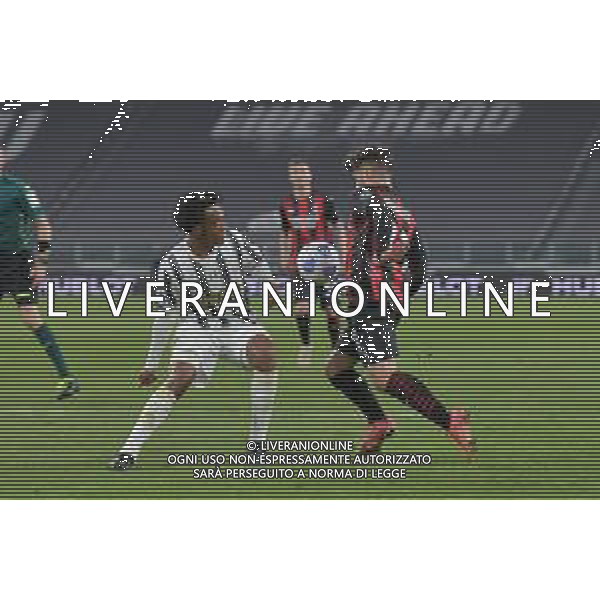 ©Alessandro Falzone/Agenzia Aldo Liverani Torino 09.05.2021 Stadio Allianz Stadium Juventus vs Milan Serie A Tim 2020-2021 Nella foto : AZIONE DEL GOL DI BRAHIM DIAZ contrastato da juan cuadrado ©FALZONE / AGENZIA ALDO LIVERANI SAS