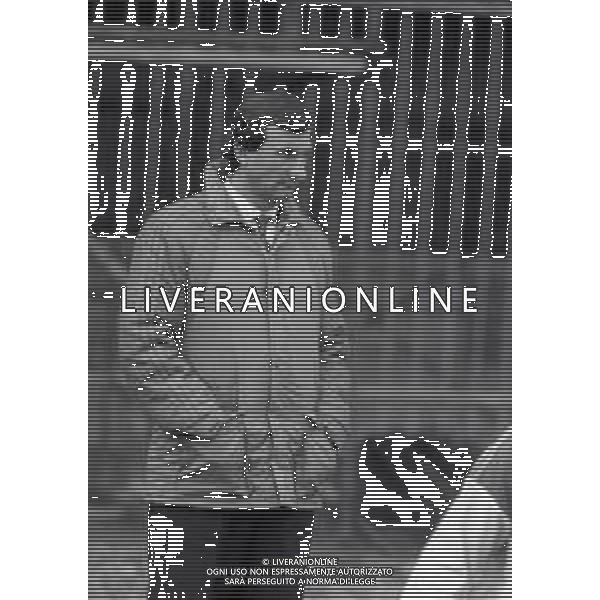 RETROSPETTIVA GAETANO SALVEMINI ALLENATORE BARI CALCIO NELLA FOTO GAETANO SALVEMINI ALLENATORE EMPOLI CALCIO NELL\'ANNO 1988-1989 AG ALDO LIVERANI SAS