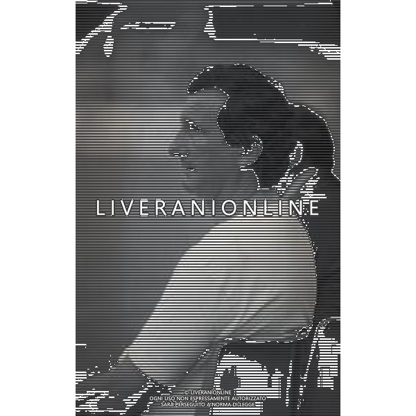 RETROSPETTIVA GAETANO SALVEMINI ALLENATORE BARI CALCIO NELLA FOTO GAETANO SALVEMINI ALLENATORE BARI CALCIO NELL\'ANNO 1991-1992 AG ALDO LIVERANI SAS 