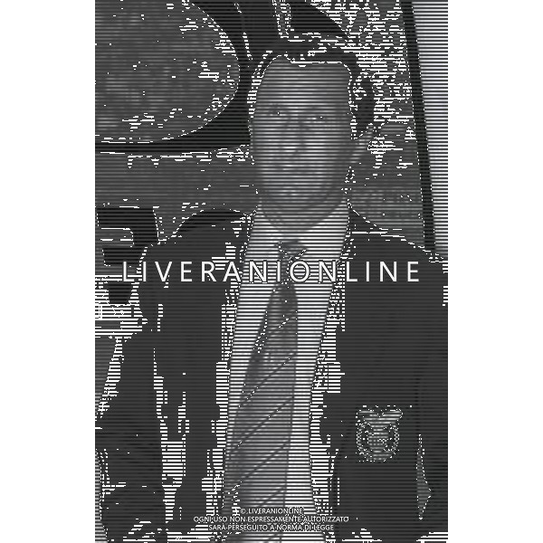 RETROSPETTIVA GAETANO SALVEMINI ALLENATORE PALERMO CALCIO NELLA FOTO GAETANO SALVEMINI ALLENATORE PALERMO CALCIO NELL\'ANNO 1994-1995 AG ALDO LIVERANI SAS 