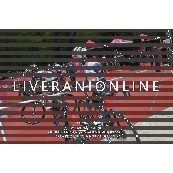 13-05-2021 Giro D\'italia; Tappa 06 Grotte Di Frasassi - San Giacomo Monti Della Laga; 2021, Trek - Segafredo; Nibali, Vincenzo; Grotte Di Frasassi; ©SIROTTI /AGENZIA ALDO LIVERANI SAS