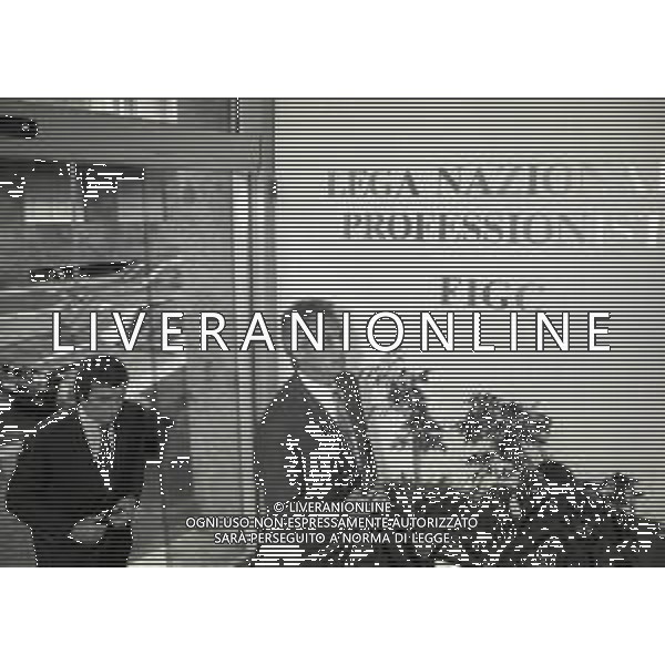 08-07-1996 MILANO RIUNIONE PREDIDENTI LEGA CALCIO NELLA FOTO SERGIO CRAGNOTTI CON DINO ZOFF AG ALDO LIVERANI SAS