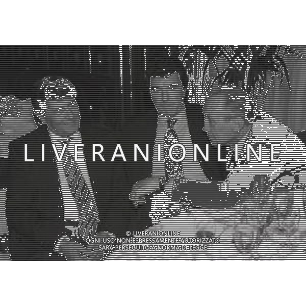 19-12-1996 MILANO HOTEL PPRINCIPE E SAVOIA FESTA NATALIZIA LEGA CALCIO NELLA FOTO LUCIANO NIZZOLA CON DINO ZOFF E ENZO BEARZOT AG ALDO LIVERANI SAS