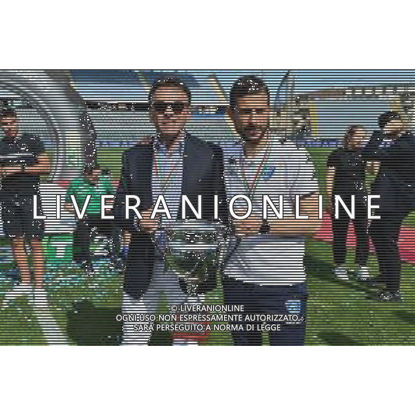 Guglielmii/LMedia - Empoli FC vs US Lecce - Campionato di Calcio Serie BKT 2020/2021 10 maggio 2021 - Stadio Carlo Castellani, Empoli, Italia Nella foto: Fabrizio Corsi (presidente Empoli) e Alessio Dionisi (allenatore Empoli) con la coppa @Guglielmii/LMedia/AGENZIA ALDO LIVERANI SAS