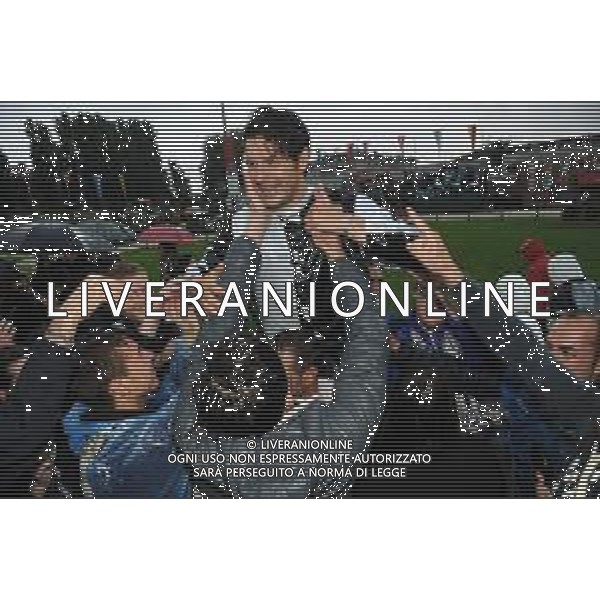 © TVRG Il fantino Andrea Mari vincitore di 6 edizioni del Palio di Siena e di 1 edizione del Palio di Legnano nella foto Andrea Mari dopo la vittoria del Palio di Legnano del 2016 con i colori della contrada San Martino foto Roberto Garavaglia/agenzia Aldo Liverani