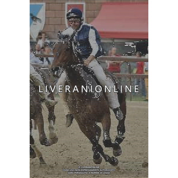 © TVRG Il fantino Andrea Mari vincitore di 6 edizioni del Palio di Siena e di 1 edizione del Palio di Legnano nella foto Andrea Mari al Palio di Legnano del 2018 con i colori della contrada San Martino foto Roberto Garavaglia/agenzia Aldo Liverani