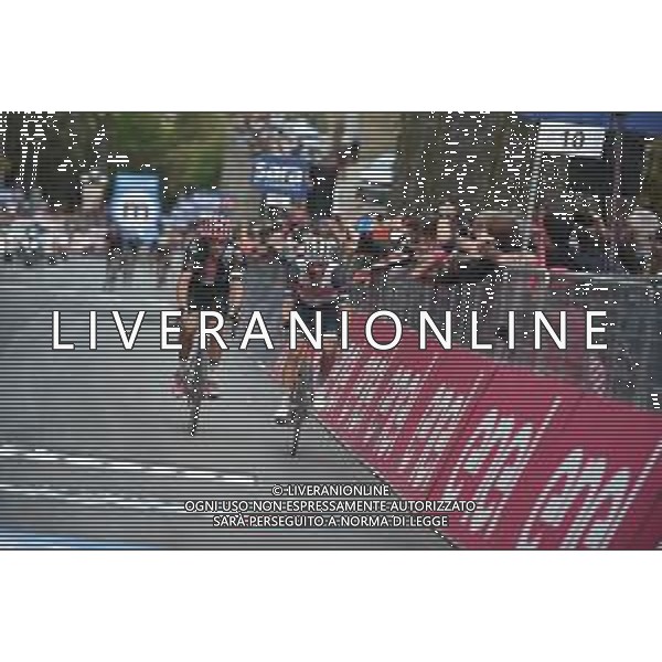 19-05-2021 Giro D\'italia; Tappa 11 Perugia - Montalcino; 2021, Trek - Segafredo; 2021, Ef Education - Nippo; Ciccone, Giulio; Bettiol, Alberto; Montalcino; ©SIROTTI /AGENZIA ALDO LIVERANI SAS