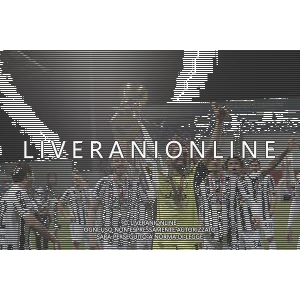 Atalanta - Juventus Finale di Coppa Italia TIMVISION CUP 2021 del 19/05/2021 nella foto: festeggiamenti juventus per la vittoria della timvision cup 2021 ©Claudio Zamagni/Agenzia Aldo Liverani during TIMVISION CUP final match between ATALANTA and JUVENTUS at Mapei Stadium in Reggio-Emilia on May 19 2021 photo credit by Claudio Zamagni/Aldo Liverani Photo Agency/AGENZIA ALDO LIVERANI SAS