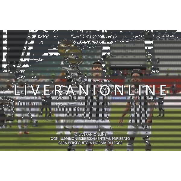 Atalanta - Juventus Finale di Coppa Italia TIMVISION CUP 2021 del 19/05/2021 nella foto: festeggiamenti juventus per la vittoria della timvision cup 2021 - alvaro morata ©Claudio Zamagni/Agenzia Aldo Liverani during TIMVISION CUP final match between ATALANTA and JUVENTUS at Mapei Stadium in Reggio-Emilia on May 19 2021 photo credit by Claudio Zamagni/Aldo Liverani Photo Agency/AGENZIA ALDO LIVERANI SAS