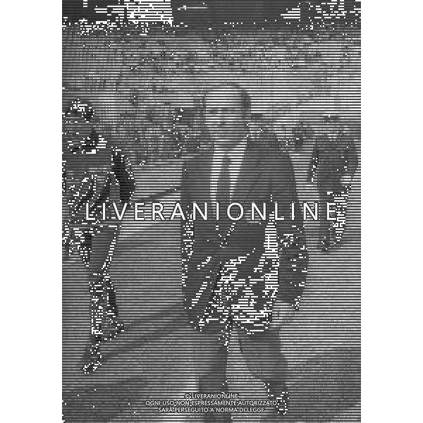 RETROSPETTIVA RINO MARCHESI ALLENATORE NELLAFOTO RINO MARCHESI ALLENATORE NAPOLI CALCIO NELL\'ANNO 1981-1982 AG ALDO LIVERANI SAS