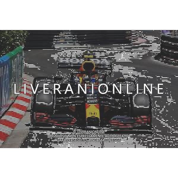 Sergio Perez (MEX) Red Bull Racing RB16B. 20.05.2021. Formula 1 World Championship, Rd 5, Monaco Grand Prix, Monte Carlo, Monaco, Practice Day. - www.xpbimages.com, EMail: requests@xpbimages.com © Copyright: Batchelor / XPB Images/AGENZIA ALDO LIVERANI SAS - ITALY ONLY EDITORIAL USE ONLY
