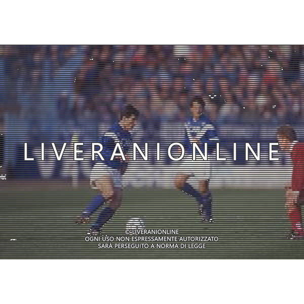 RETROSPETTIVA JON OVIDIU SABAU CALCIATORE NELLA FOTO JON OVIDIU SABAU CON LA MAGLIA DEL BRESCIA CALCIO AG ALDO LIVERANI SAS