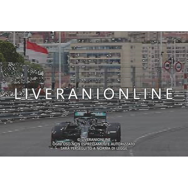 Lewis Hamilton (GBR) Mercedes AMG F1 W12. 22.05.2021. Formula 1 World Championship, Rd 5, Monaco Grand Prix, Monte Carlo, Monaco, Qualifying Day. - www.xpbimages.com, EMail: requests@xpbimages.com © Copyright: Batchelor / XPB Images/AGENZIA ALDO LIVERANI SAS - ITALY ONLY EDITORIAL USE ONLY