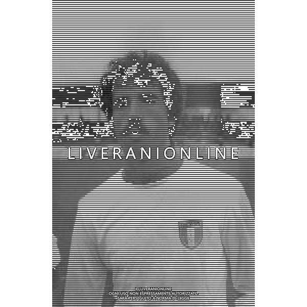 RETROSPETTIVA PIETRO PAOLO VIRDIS CALCIATORE NELLA FOTO PIETRO PAOLO VIRDIS CON LA MAGLIA DELLA NAZIONALE ITALIANA NELL\'ANNO 1981-1982 AG ALDO LIVERANI SAS 
