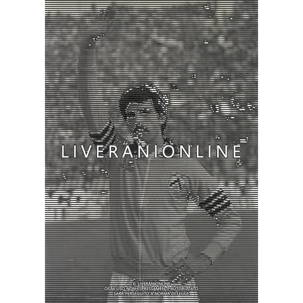 RETROSPETTIVA PIETRO PAOLO VIRDIS CALCIATORE NELLA FOTO PIETRO PAOLO VIRDIS CON LA MAGLIA DELL\'UDINESE CALCIO NELL\'ANNO 1982-1983 AG ALDO LIVERANI SAS 