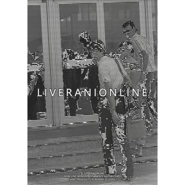 RETROSPETTIVA PIETRO PAOLO VIRDIS CALCIATORE NELLA FOTO PIETRO PAOLO VIRDIS ALL\'AEROPORTO DI CAGLIARI PARTE PER TORINO ACQUISTATO DALLA JUVENTUS NELL\'ANNO 1977  AG ALDO LIVERANI SAS