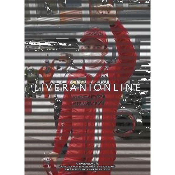 Charles Leclerc (MON) Ferrari celebrates his pole position in qualifying parc ferme. 22.05.2021. Formula 1 World Championship, Rd 5, Monaco Grand Prix, Monte Carlo, Monaco, Qualifying Day. - www.xpbimages.com, EMail: requests@xpbimages.com © Copyright: FIA Pool Image for Editorial Use Only/AGENZIA ALDO LIVERANI SAS - ITALY ONLY EDITORIAL USE ONLY