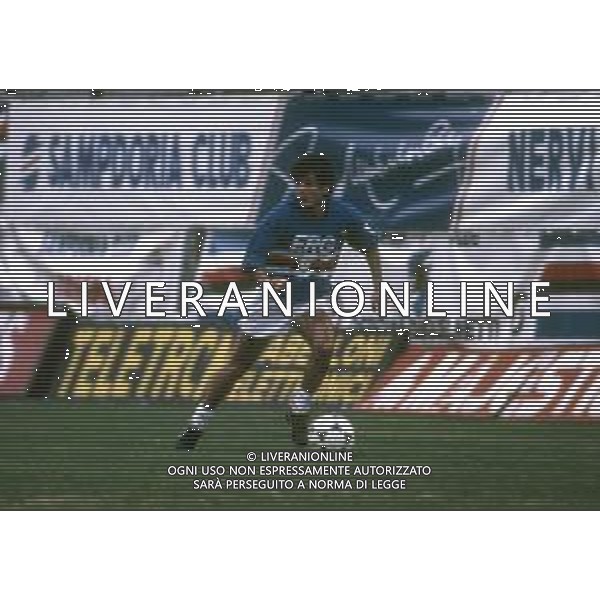 RETROSPETTIVA FAUSTO SALSANO CALCIATORE NELLA FOTO FAUSTO SALSANO CON LA MAGLIA DELLA SAMPDORIA  AG ALDO LIVERANI SAS 