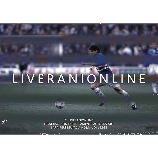 RETROSPETTIVA FAUSTO SALSANO CALCIATORE NELLA FOTO FAUSTO SALSANO CON LA MAGLIA DELLA SAMPDORIA  AG ALDO LIVERANI SAS 