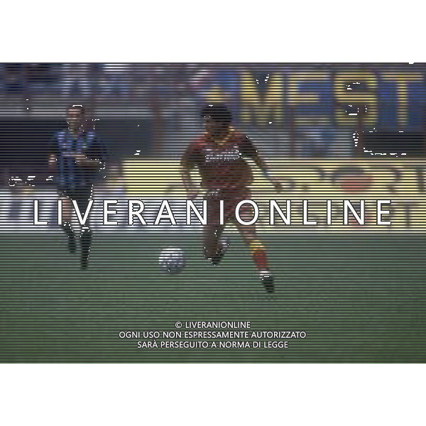 RETROSPETTIVA FAUSTO SALSANO CALCIATORE NELLA FOTO FAUSTO SALSANO CON LA MAGLIA DELLA ROMA CALCIO AG ALDO LIVERANI SAS