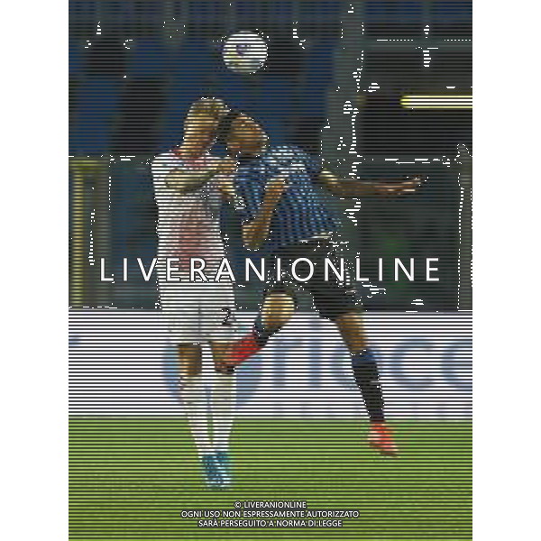 Atalanta-Milan Campionato di Calcio serie A TIM 2020/2021 38a giornata Bergamo, 23 Maggio 2021 Nella foto: Marten de Roon e Simon Kjaer Ph. Soli - Ag. Aldo Liverani / AG. ALDO LIVERANI SAS