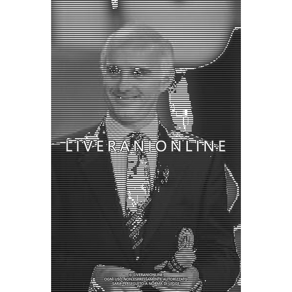 GIOCATORI DELLA SQUADRA DEL MILAN VINCITORE DELLA CHAMPIONS LEAGUE OSPITI A TELEMIKE 1988-1989 NELLA FOTO L\'ALLENATORE ARRIGO SACCHI ©Archivio Giovanni Liverani/AGENZIA ALDO LIVERANI SAS