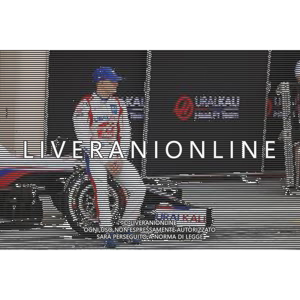 Mick Schumacher (GER) Haas VF-21. 12.03.2021. Formula 1 Testing, Sakhir, Bahrain, Day One. - www.xpbimages.com, EMail: requests@xpbimages.com © Copyright: Bearne / XPB Images/ AGENZIA ALDO LIVERANI SAS - ITALY ONLY EDITORIAL USE ONLY