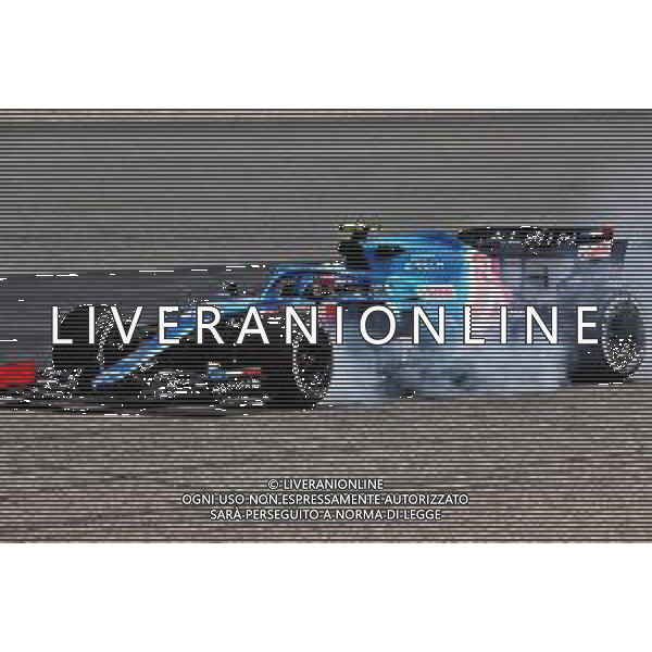 Esteban Ocon (FRA) Alpine F1 Team A521 locks up under braking. 12.03.2021. Formula 1 Testing, Sakhir, Bahrain, Day One. - www.xpbimages.com, EMail: requests@xpbimages.com © Copyright: Batchelor / XPB Images/ AGENZIA ALDO LIVERANI SAS - ITALY ONLY EDITORIAL USE ONLY