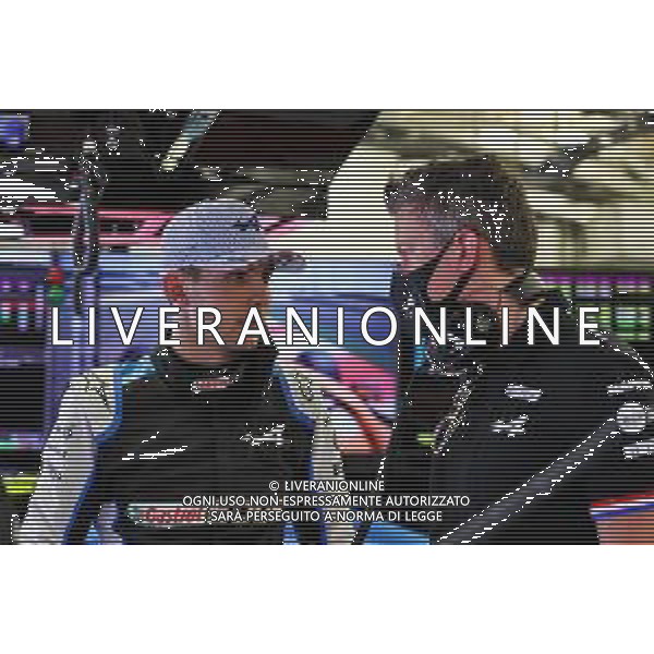(L to R): Esteban Ocon (FRA) Alpine F1 Team with Marcin Budkowski (POL) Alpine F1 Team Executive Director. 12.03.2021. Formula 1 Testing, Sakhir, Bahrain, Day One. - www.xpbimages.com, EMail: requests@xpbimages.com © Copyright: Moy / XPB Images/ AGENZIA ALDO LIVERANI SAS - ITALY ONLY EDITORIAL USE ONLY
